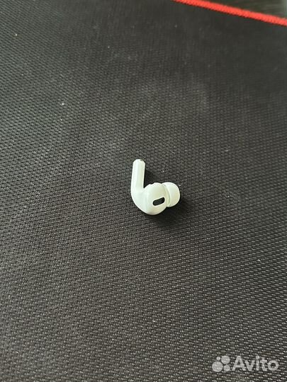 Airpods pro правый