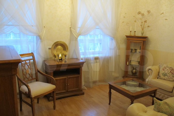 2-к. квартира, 52 м², 3/3 эт.