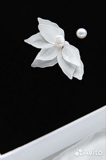 Свадебные украшения в волосы