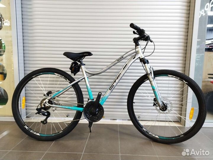 Велосипед женский Stels Miss 7100 D 27.5