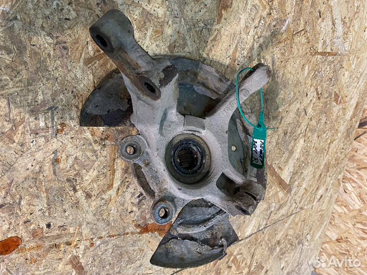 Кулак поворотный передний правый Logan 2005-2014