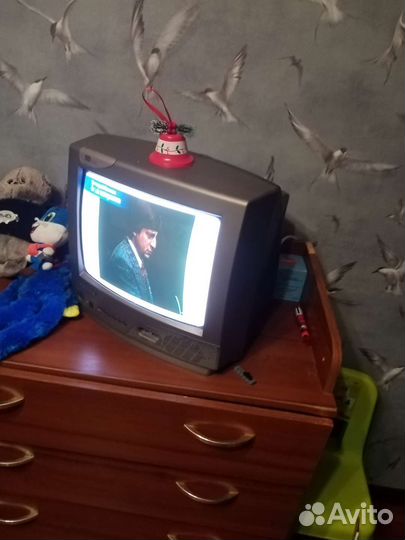 Телевизор бу panasonic