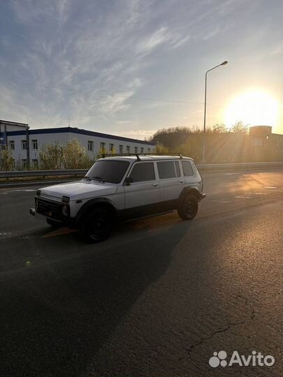 LADA 4x4 (Нива) 1.7 МТ, 2009, 100 000 км