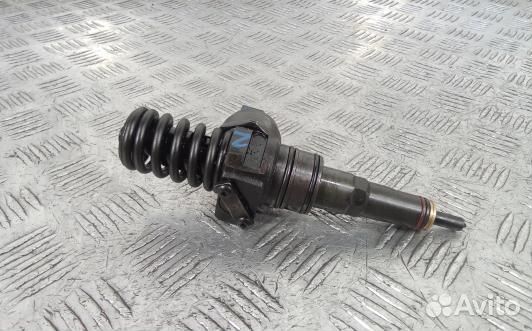 Форсунка дизельная audi A4 B7 (LDN14AL02)