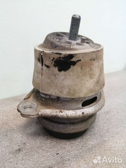 Подушка (опора) Touareg