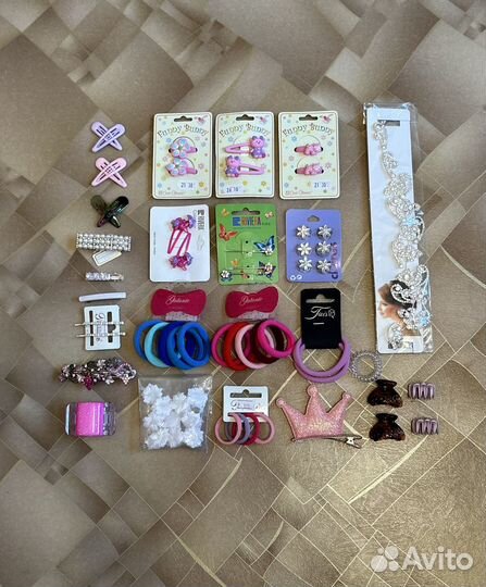 Заколки и резинки для волос