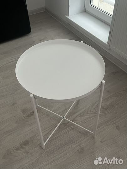 Журнальный столик IKEA