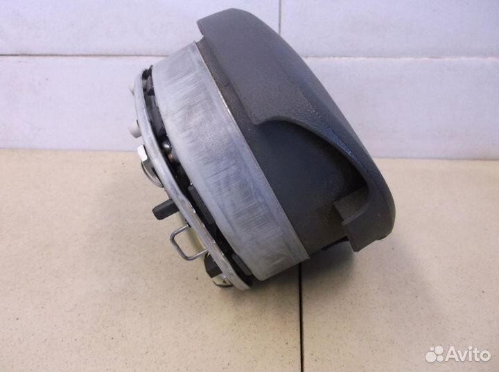 Подушка безопасности в рулевое колесо Golf V 2003