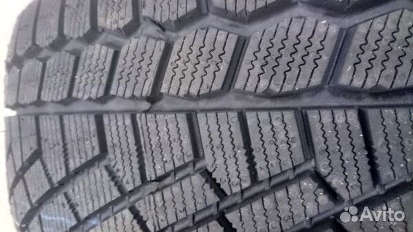 Gislaved Soft Frost 200 215/55 R16 97T