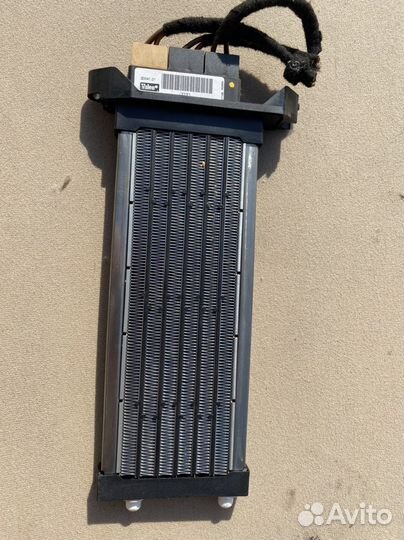 Ауди а4б6 Радиатор отопителя 8E1819011