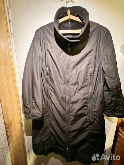Женский плащ осенний 52-54 в хорошем состоянии
