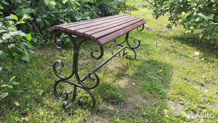 Лавочка садовая