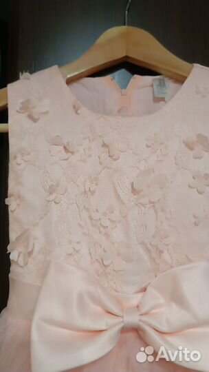 Нарядное платье для девочки, рост 134