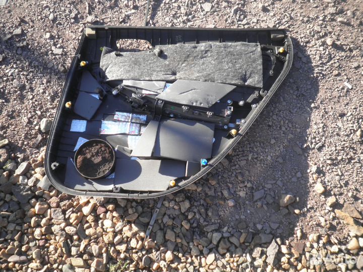 Обшивка двери задней левой Hyundai Solaris