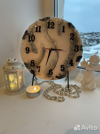 Часы из эпоксидной смолы