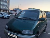 Nissan Serena 1.6 MT, 2000, 300 000 км, с пробегом, цена 200 000 руб.