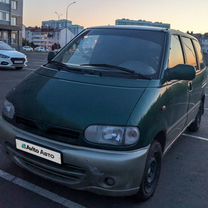 Nissan Serena 1.6 MT, 2000, 300 000 км, с пробегом, цена 150 000 руб.