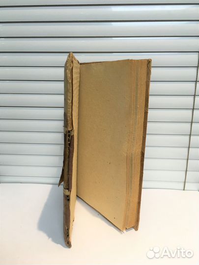 Сувениры в ассортименте