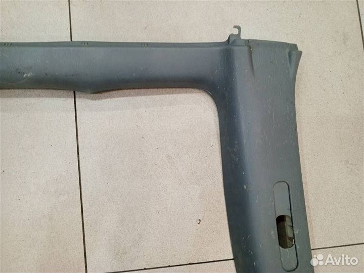Обшивка стойки задняя правая (внутри) Toyota Land