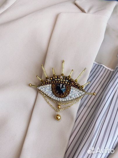 Брошь ручной работы