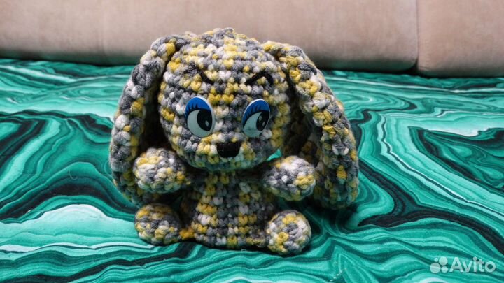 Заяц амигуруми