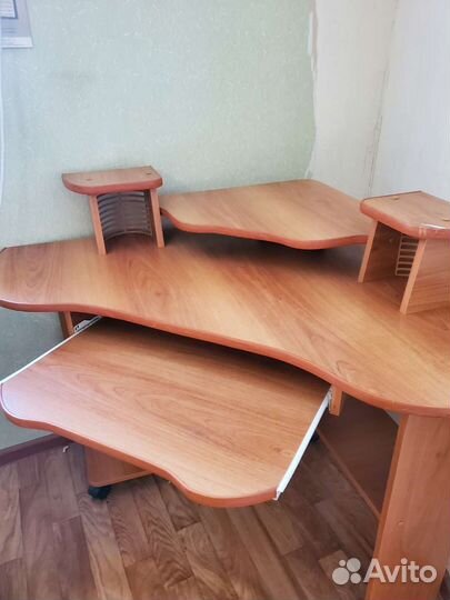 Компьютерный столик бу