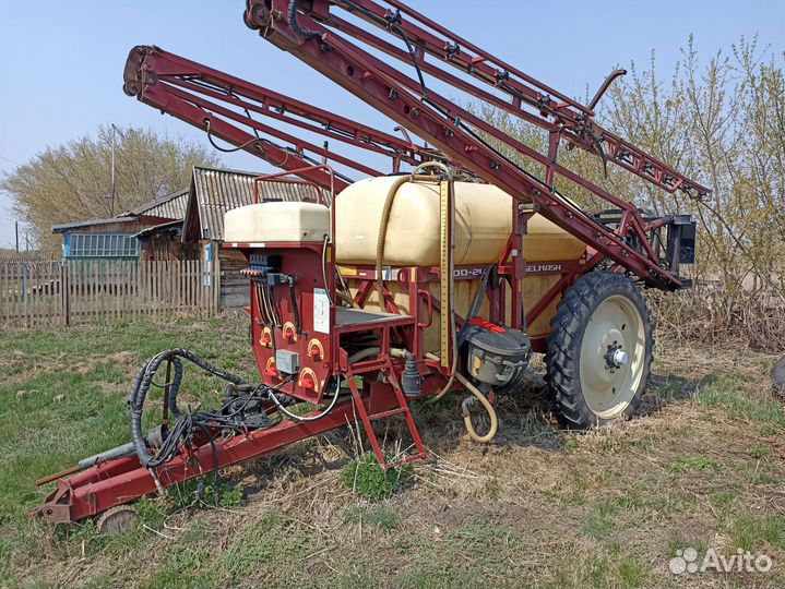 Опрыскиватель Ростсельмаш TS Satellite, 2016