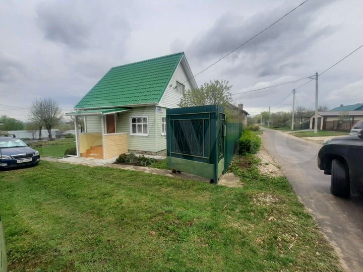 Дом 61,5 м² на участке 6 сот.