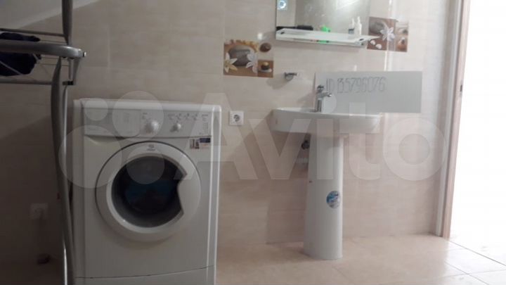 Дом 80 м² на участке 1 сот.