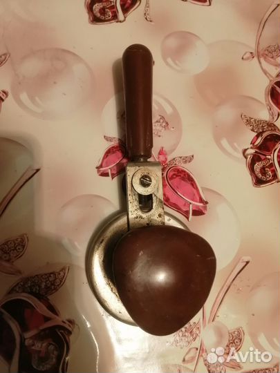 Закаточная машинка