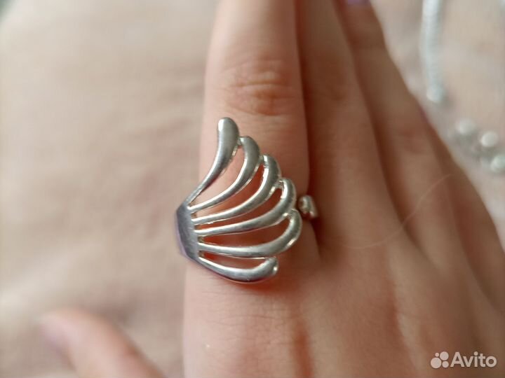 Серебряное кольцо