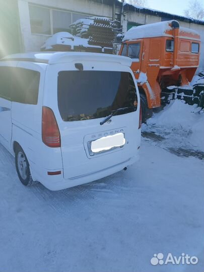 Nissan Serena 2.0 CVT, 2001, 270 000 км