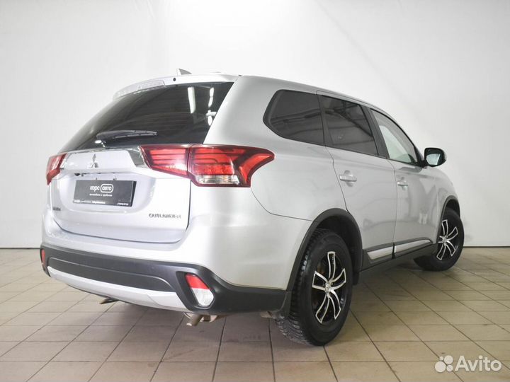 Mitsubishi Outlander 2.0 CVT, 2018, 205 942 км