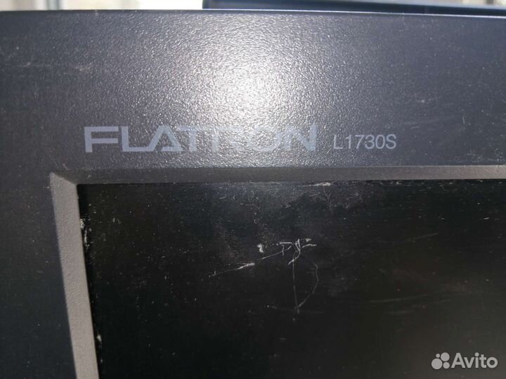 Монитор LG flatron, мышь, клава, стул