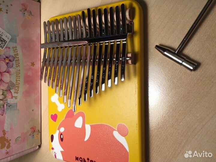 Калимба новая 17 язычков с собачкой