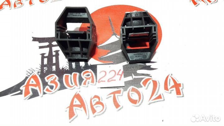 Кронштейн радиатора BMW 330i E46 M54 B30 2004