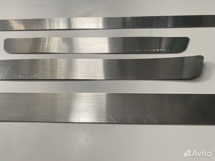 Накладки на пороги Kia Cerato 2 (TD)