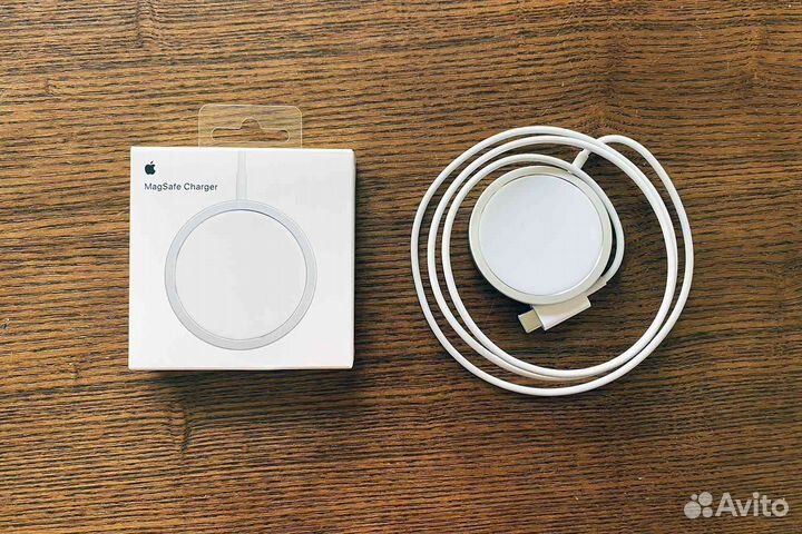 Безпроводная зарядка MagSafe Charger