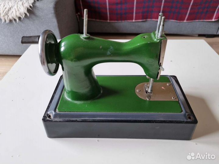 Швейная машинка игрушка