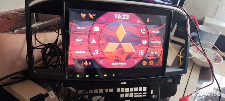 Магнитола на lancer 10