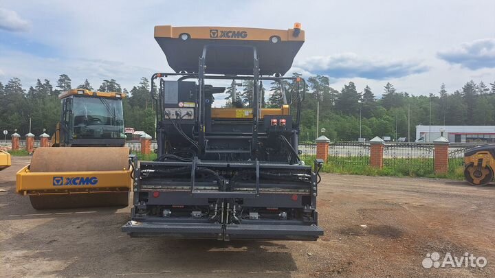 Асфальтобетоноукладчик XCMG RP603, 2022