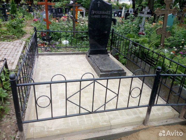 Благоустройство захоронения, установка памятников