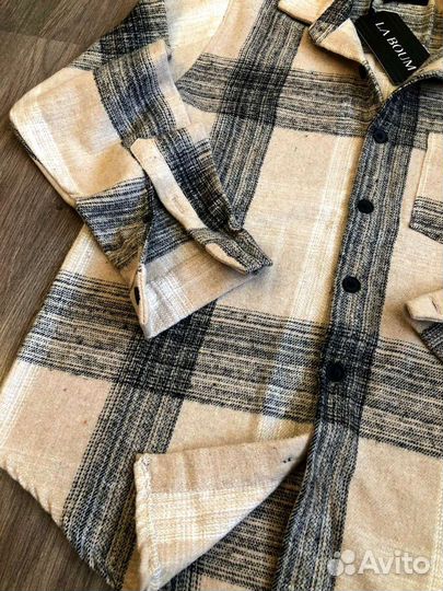 Рубашка мужская бежевая в клетку модная