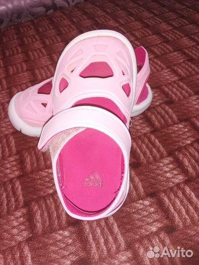 Детские сандалики adidas