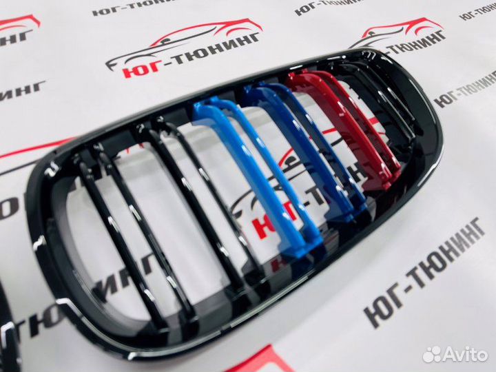 Ноздри BMW 3 E92 2005-2010 Черный глянец с