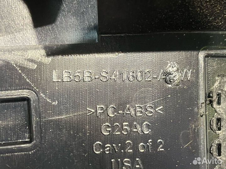 Спойлер крышки багажника Ford Explorer 6 U625 2020