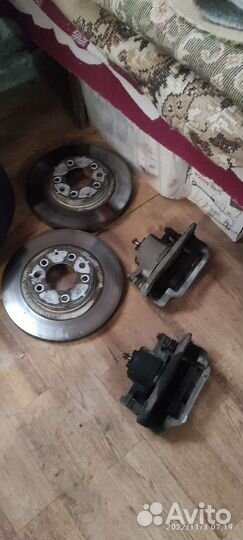 Передние суппорта Мазда6 gh