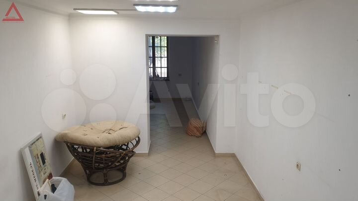 Торговое на Б Морской, 33кв.м