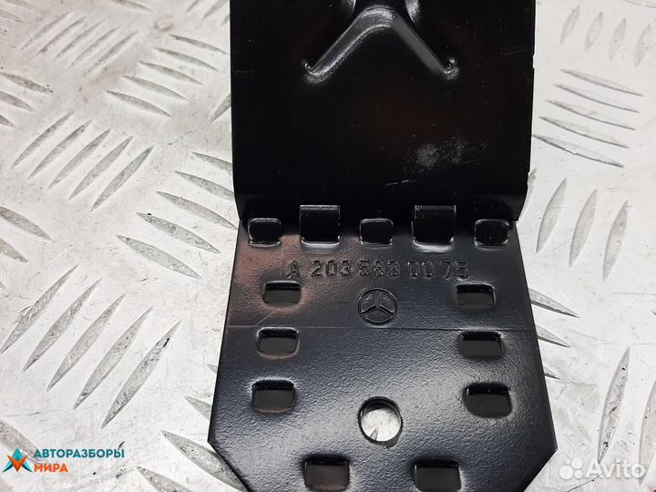Упор противооткатный Mercedes-Benz C-Класс