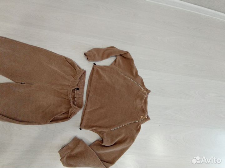 Спортивный костюм 44